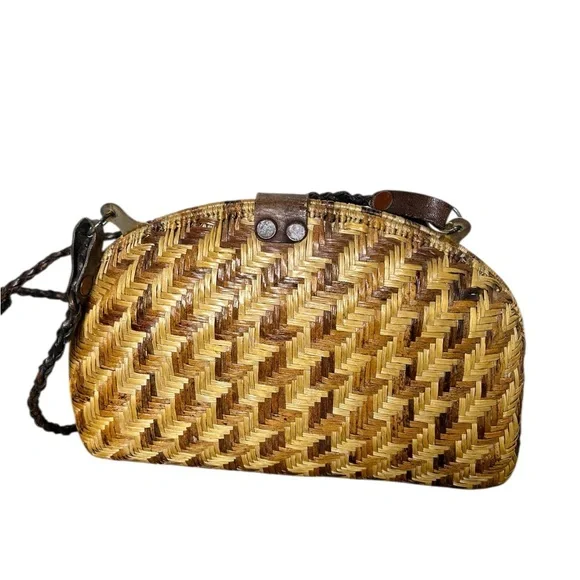 Vintage Woven Straw Crossbody Bag Leather Strap & Turnlock Closure - Picture 3 of 7